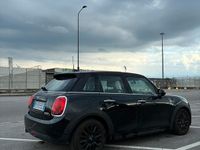 Begagnad Mini Cooper D 116 HK (85 kW) 2019 Svart Halvkombi