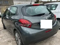 Usata Peugeot 208 Allure 82 CV (60 kW) 2017 Grigio Utilitaria
