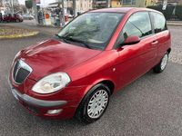 Usata Lancia Ypsilon 60 CV (44 kW) 2004 Rosso Utilitaria