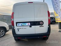 Usata Fiat Doblò S 105 CV (77 kW) 2021 Bianco Monovolume