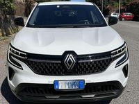 Usata Renault Austral Techno 200 CV (147 kW) 2023 Bianco SUV