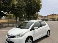 Usata Toyota Yaris Lounge 69 CV (50 kW) 2012 Utilitaria