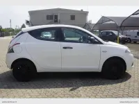 Usata Lancia Ypsilon S 69 CV (50 kW) 2020 Bianco