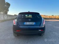 Usata Lancia Delta Silver 120 CV (88 kW) 2013 Blu Utilitaria