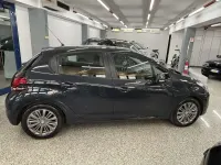 Usata Peugeot 208 Active 82 CV (60 kW) 2017 Grigio Utilitaria