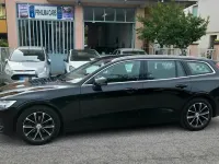 Usata Volvo V60 Business Edition 149 CV (109 kW) 2020 Nero Station wagon