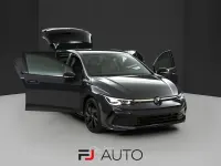 Usata VW Golf VIII R-line 190 CV (139 kW) 2024 Gray Berlina