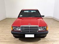 Usata Mercedes 190 122 CV (89 kW) 1986 Rosso Berlina