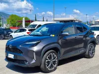 Usata Toyota Yaris Lounge 116 CV (85 kW) 2023 Grigio Utilitaria