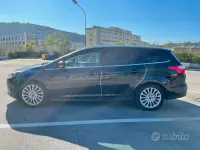 Usata Ford Focus Titanium 105 CV (77 kW) 2013 Nero Station wagon