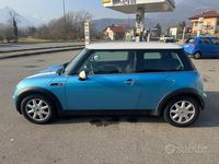 Usata Mini Cooper 116 CV (85 kW) 2004 Blu Utilitaria