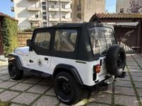 Usata Jeep Wrangler Laredo 103 CV (75 kW) 1992 SUV