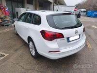 Usata Opel Astra Cosmo 110 CV (80 kW) 2016 Bianco Station wagon