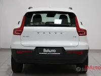 Usata Volvo XC40 163 CV (119 kW) 2019 Bianco SUV
