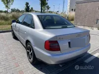 Usata Audi A4 125 CV (91 kW) 1998 Grigio Berlina