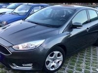 Usata Ford Focus 120 CV (88 kW) 2015 Grigio Berlina
