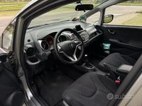 Usata Honda Jazz 99 CV (72 kW) 2008 Grigio Utilitaria