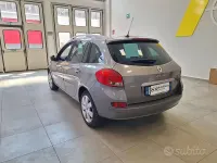 Usata Renault Clio Dynamique 101 CV (74 kW) 2009 Grigio Station wagon