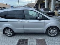 Usata Ford Courier 75 CV (55 kW) 2017 Grigio Monovolume