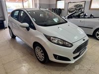 Gebraucht Ford Fiesta 95 PS (69 kW) 2016 Weiß Limousine