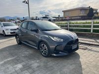 Usata Toyota Yaris Hybrid Trend 92 CV (67 kW) 2022 Grigio Berlina