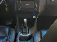 Usata VW Touran 140 CV (102 kW) 2011 Grigio Monovolume