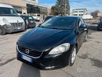 Usata Volvo V40 114 CV (83 kW) 2014 Nero Berlina