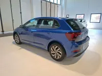 Usata VW Polo Life 95 CV (69 kW) 2025 Blu/azzurro Utilitaria