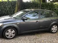 Usata Kia Ceed EX 90 CV (66 kW) 2010 Grigio Utilitaria