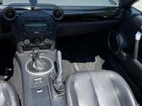 Usata Mazda MX5 High 126 CV (92 kW) 2007 Blu Cabrio