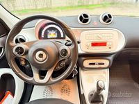 Usata Smart ForFour Passion 70 CV (51 kW) 2016 Bianco Utilitaria