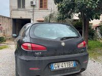 Usata Alfa Romeo 147 Distinctive 140 CV (102 kW) 2006 Nero Utilitaria