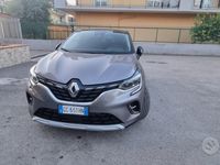 Usata Renault Captur 101 CV (74 kW) 2020 Grigio SUV