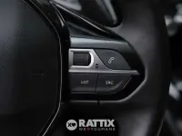 Usata Peugeot 2008 Allure 130 CV (95 kW) 2025 Grigio SUV