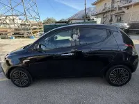 Usata Lancia Ypsilon Gold 69 CV (50 kW) 2018 Utilitaria