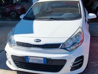 Usata Kia Rio 2015 Bianco Berlina