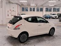 Usata Lancia Ypsilon 70 CV (51 kW) 2024 Bianco Utilitaria