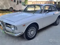 Usata Alfa Romeo GT Junior 88 CV (64 kW) 1970 Bianco Utilitaria