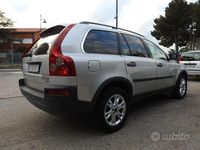 Usata Volvo XC90 163 CV (119 kW) 2003 Bianco SUV