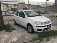 Usata Fiat Punto Classica 60 CV (44 kW) 2009 Bianco Utilitaria