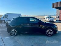 Usata Peugeot 208 Allure 102 CV (75 kW) 2021 Nero Utilitaria