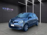 Usado Renault Twingo Equilibre 30 kW (42 HP) 2023 Cinzento Citadino
