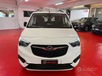 Usata Opel Combo Life Elegance 102 CV (75 kW) 2022 Bianco Monovolume