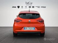 Usata Renault Clio V Equilibre 66 CV (48 kW) 2023 Arancione Berlina