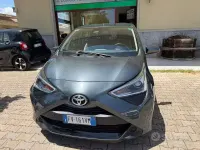 Usata Toyota Aygo Cool 72 CV (52 kW) 2019 Grigio Utilitaria
