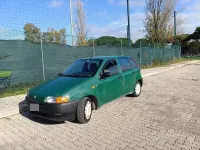 Usata Fiat Punto 60 CV (44 kW) 1998 Verde Berlina
