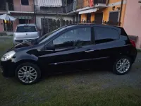Usata Renault Clio II LE 75 CV (55 kW) 2009 Berlina