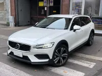 Usata Volvo V60 CC Core 197 CV (144 kW) 2024 Bianco Station wagon