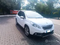 Usata Peugeot 2008 Allure 110 CV (80 kW) 2016 Bianco SUV