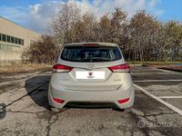 Usata Hyundai ix20 Classic 90 CV (66 kW) 2014 Grigio Utilitaria